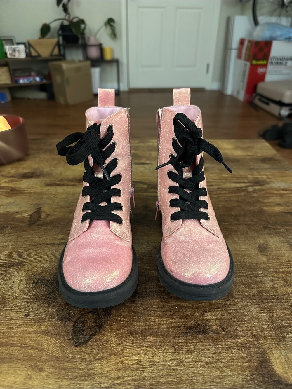 Kids Glitter Pink Lace-Up Boots with Black Laces